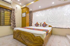 Fabhotel Dreamland