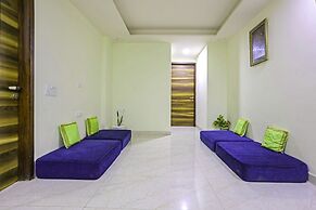 Fabhotel White House Bnb