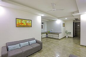 Fabhotel White House Bnb