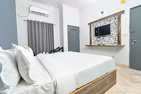 Fabhotel Classic Holiday