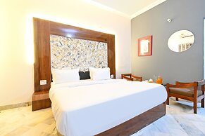 Fabhotel Classic Holiday