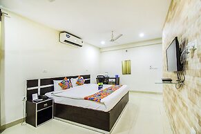 Fabhotel Pride Inn