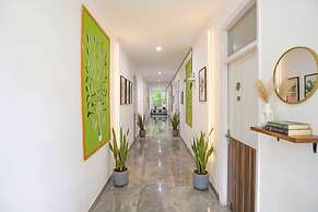 Fabhotel Aravali Suites