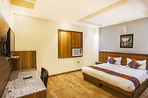 Fabhotel Royal Touch