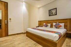 Fabhotel Royal Touch