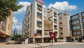 FabHotel East Field Homes