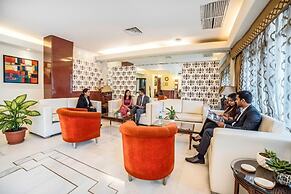 Fabhotel Bmk Grand