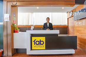 FabHotel Emirates Suites