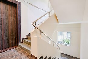 FabHotel Vardhan House II