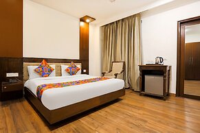 Fabhotel Heaven In