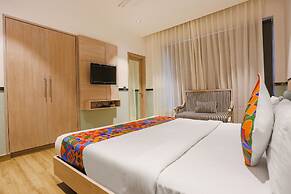 Fabhotel Heaven In
