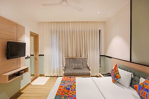 Fabhotel Heaven In