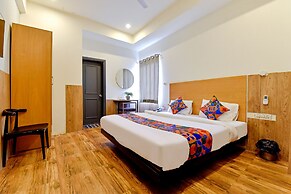FabHotel Indian Tulip