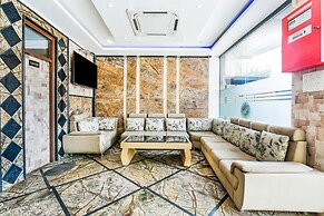 Fabhotel Metro View
