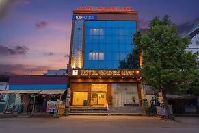 Fabhotel Golden Leaf