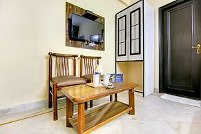 Fabhotel Le Heritage