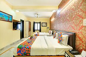 Fabhotel Le Heritage