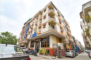 Fabhotel Le Heritage