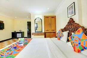 Fabhotel Le Heritage