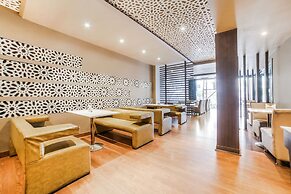 Fabhotel Aqua