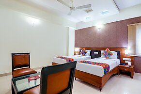 Fabhotel Nera Regency