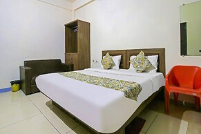 Fabhotel Sugar Cube