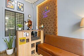 Fabhotel Sugar Cube