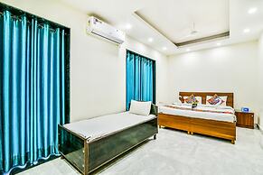 Fabhotel Merriment