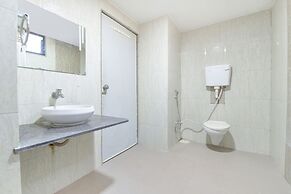 Fabhotel Skyland