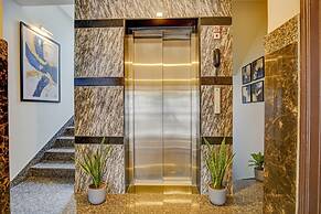 Fabhotel Greenwood Xpress Inn