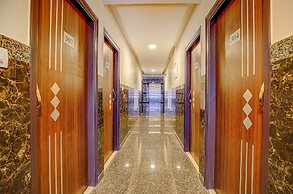 Fabhotel Greenwood Xpress Inn