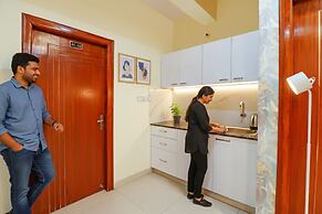 Fabhotel Kings Suites
