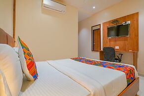 Fabexpress Colaba Grand