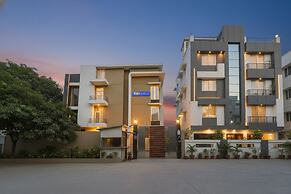 FabHotel Pine Tree