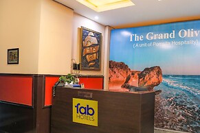 FabHotel Pine Tree