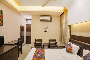 FabHotel Pine Tree