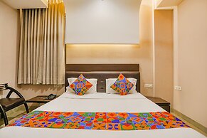 FabHotel Pine Tree