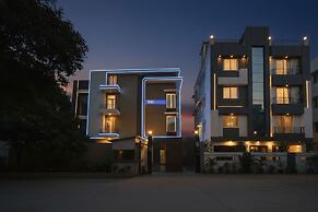 FabHotel Pine Tree