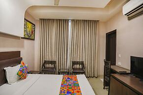 FabHotel Pine Tree