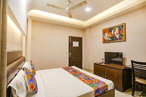FabHotel Pine Tree