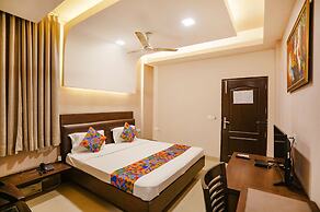 FabHotel Pine Tree