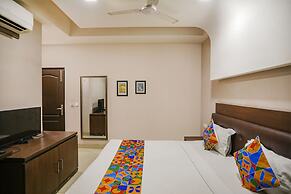 FabHotel Pine Tree