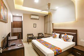 FabHotel Pine Tree