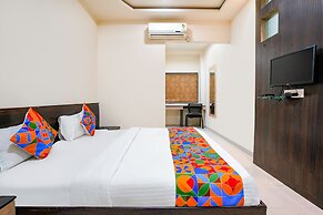 Fabhotel Regent Inn