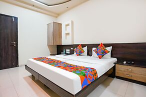 Fabhotel Regent Inn