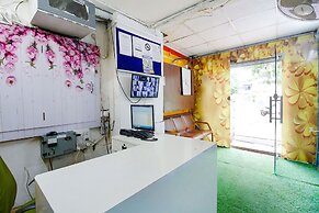 FabHotel Saket Inn