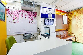 FabHotel Saket Inn