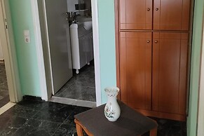 Apartment - Sleeps 4 & Free Parking