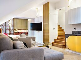 Hotel Golden Queen
