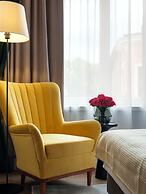 Hotel Golden Queen